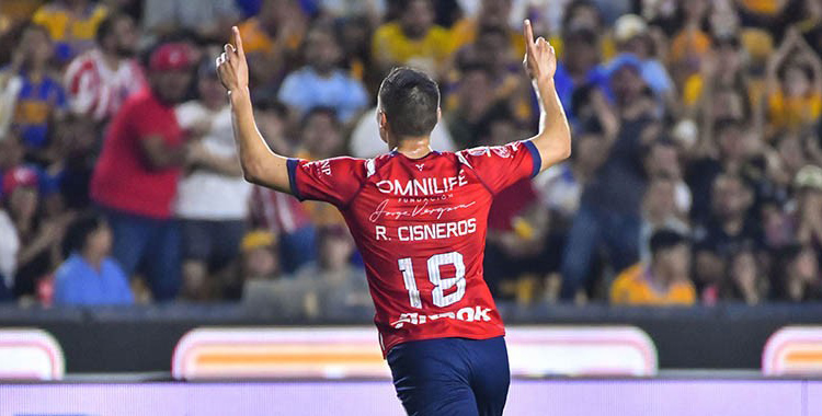 CHIVAS DOMÓ A LOS TIGRES