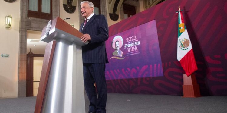 SE HACE INTELIGENCIA, NO ESPIONAJE: AMLO