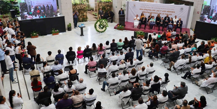 VERACRUZ HOMENAJE A HÉROES DE LA SALUD