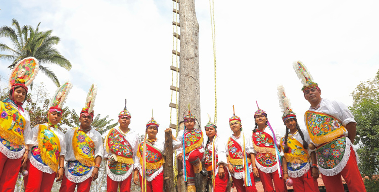 CUMBRE TAJÍN EL EVENTO MÁS GRANDE DE VERACRUZ