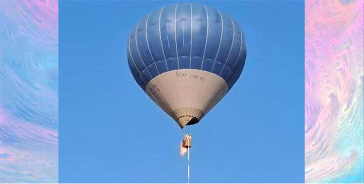 GLOBO AEROSTÁTICO SE INCENDIA Y DESPLOMA