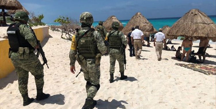 ASESINAN A TRES PERSONAS EN ZONA HOTELERA DE CANCÚN