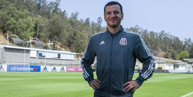 JIMMY LOZANO LLEGA AL TRI