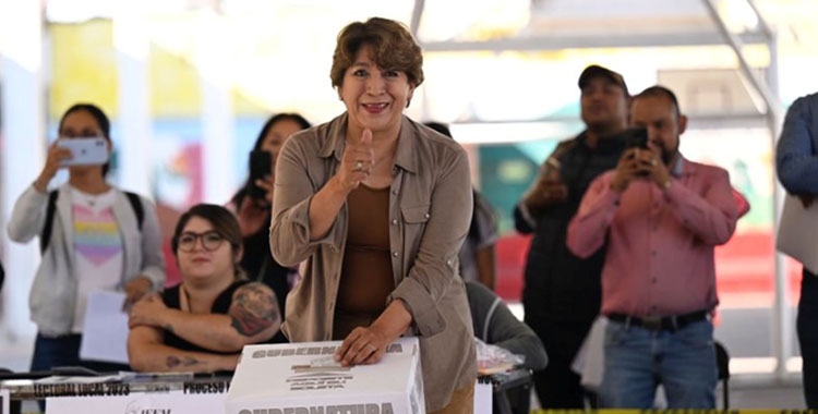 DELFINA GÓMEZ VOTA EN TEXCOCO