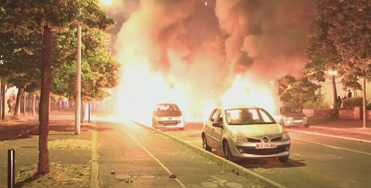 CONTINUAN LAS PROTESTAS EN FRANCIA