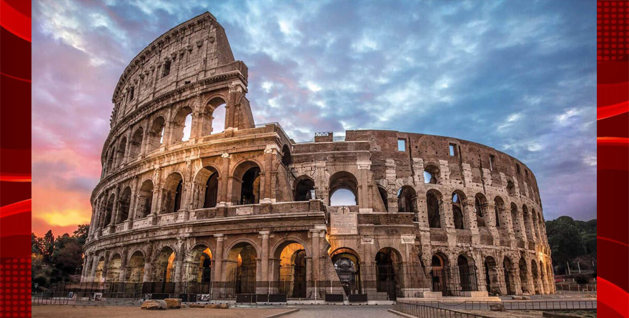 TURISTAS DAÑAN EL COLISEO DE ROMA