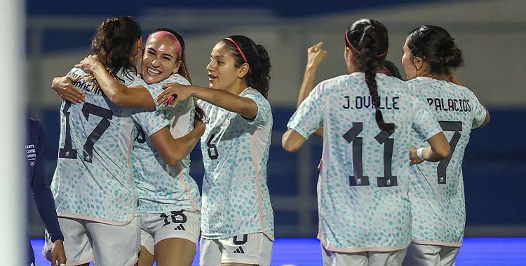 LA FEMENIL POR EL TRICAMPEONATO