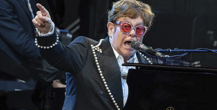 ELTON JOHN SE DESPIDE DE LOS ESCENARIOS