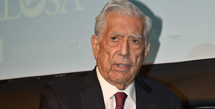 MARIO VARGAS LLOSA INTERNADO POR COVID-19