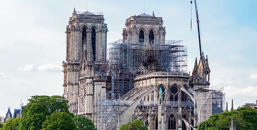 LA CATEDRAL DE NOTRE DAME RECUPERARA SU AGUJA EN DIC. 2023