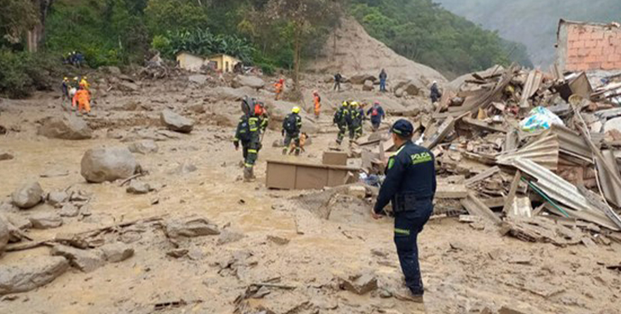 AVALANCHA TRÁGICA EN PUEBLO COLOMBIANO