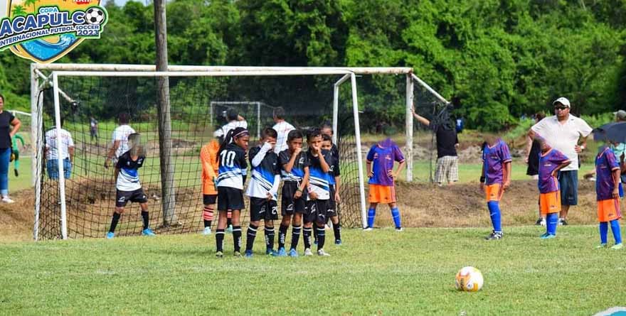 VIVEN JÓVENES FUTBOLISTAS PÁNICO POR VIOLENCIA EN ACAPULCO