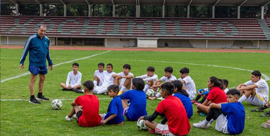 CLÍNICA DE FUTBOL EN XOCHIMILCO IMPARTE MARIO CARRILLO