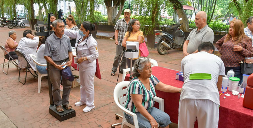 LLEVA ROSA MARÍA ZETINA 52 JORNADAS DE SALUD A 40 MUNICIPIOS