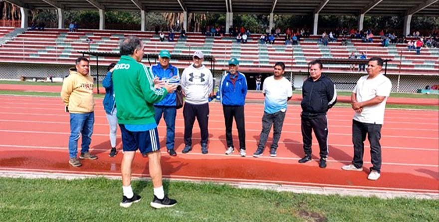 MARIO CARRILLO, REALIZAN CLÍNICAS DE FÚTBOL