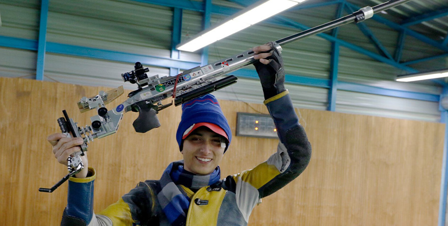 CARLOS QUEZADA ORO EN RIFLE 3 X 20 Y VA A PARÍS 2024