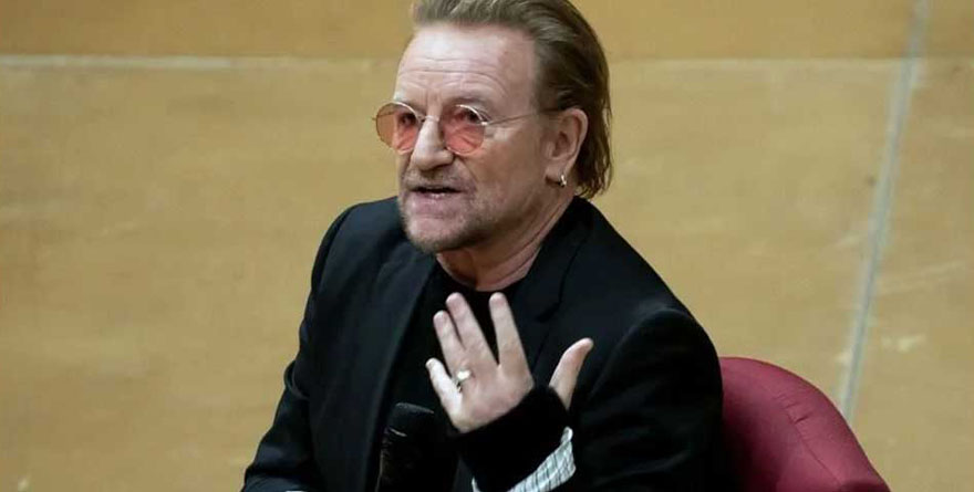 BONO RINDE TRIBUTO A FALLECIDOS EN FESTIVAL DE ISRAEL