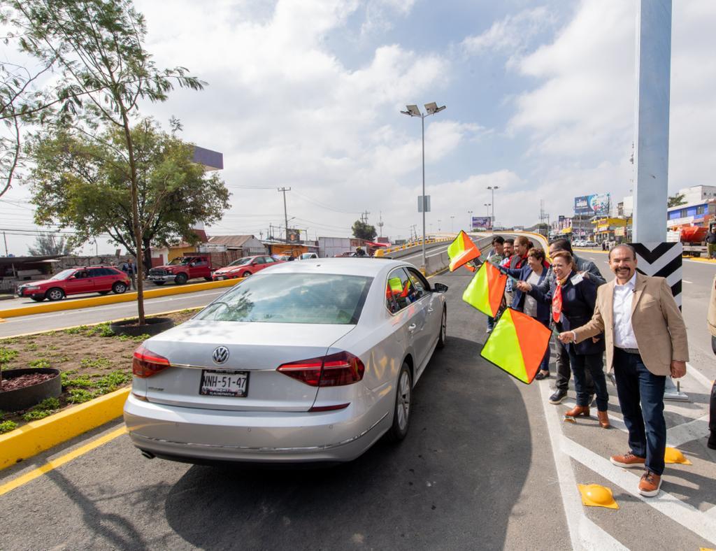 INAUGURA PEDRO RODRÍGUEZ PASO ELEVADO EL CAMPANARIO EN ATIZAPÁN DE ZARAGOZA