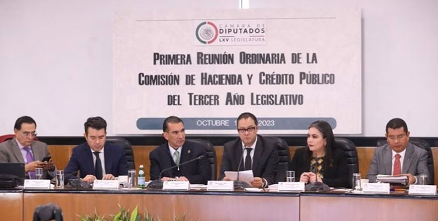 COMISIÓN DE HACIENDA APRUEBA LEY DE INGRESOS 2024