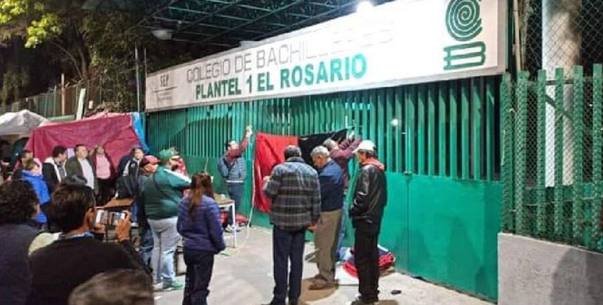 ESTALLA HUELGA EN 20 PLANTELES DEL COLEGIO DE BACHILLERES