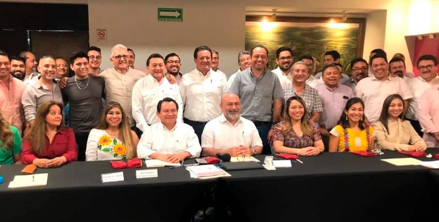 EL PRI SE CAMBIA A MORENA EN YUCATÁN