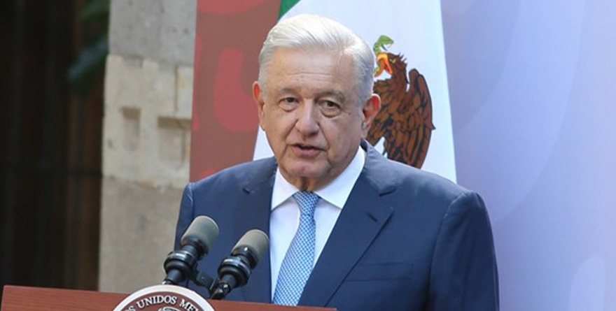 ACEPTA AMLO RENUNCIA DE ZALDÍVAR; ENVIARÁ TERNA DE MUJERES