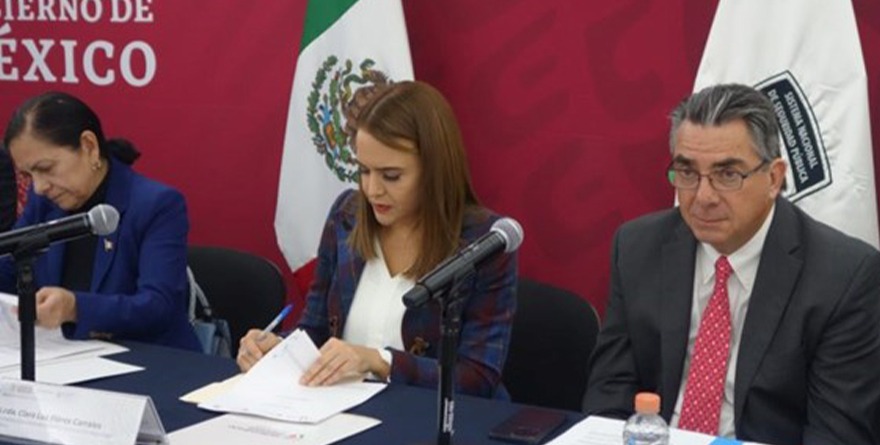 GOBIERNO FIRMA CONVENIO DE COLABORACIÓN CON ASEGURADORAS