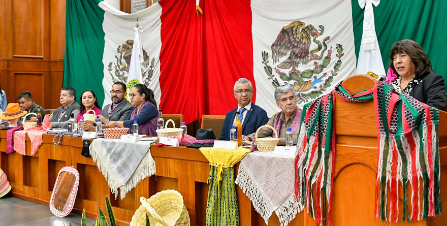 PROMUEVEN EN EL CONGRESO TURISMO Y ARTESANÍAS DE TENANCINGO