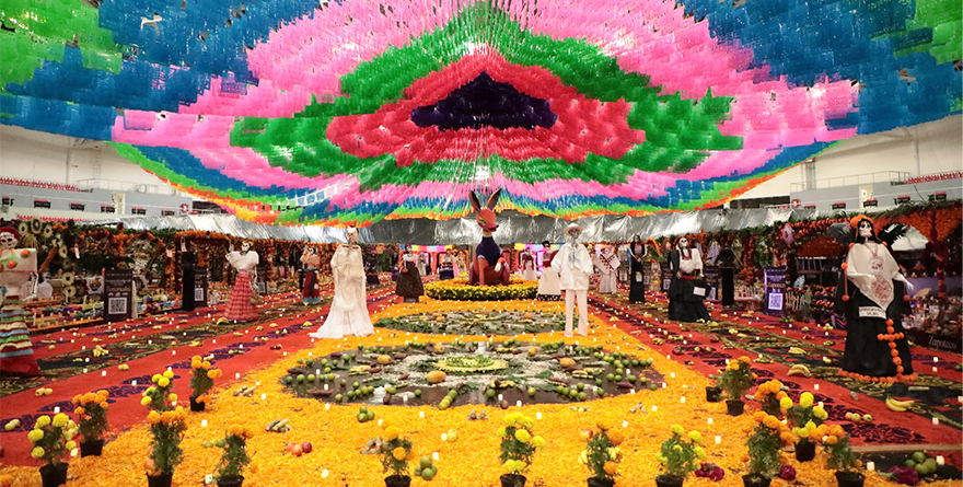 ¡VERACRUZ LOGRA EL ALTAR DE MUERTOS MÁS GRANDE DEL MUNDO!