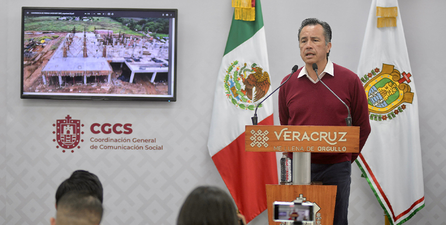 EN MARCHA RECONSTRUCCIÓN DEL HOSPITAL DE NARANJOS AMATLÁN