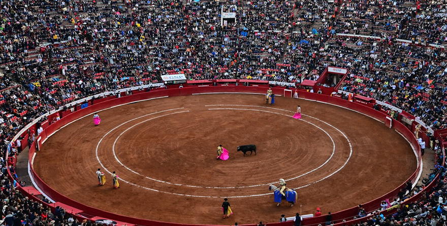 ‘INDULTAN’ A LA PLAZA MÉXICO Y VUELVEN CORRIDAS DE TOROS