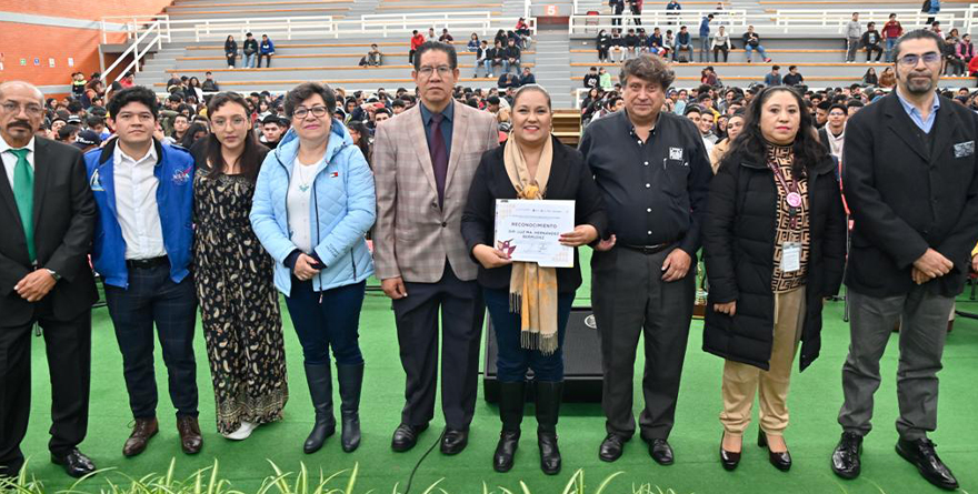 LLEVA LUZ MA HERNÁNDEZ MACRO JORNADA DE SALUD A TECNOLÓGICO DE ECATEPEC