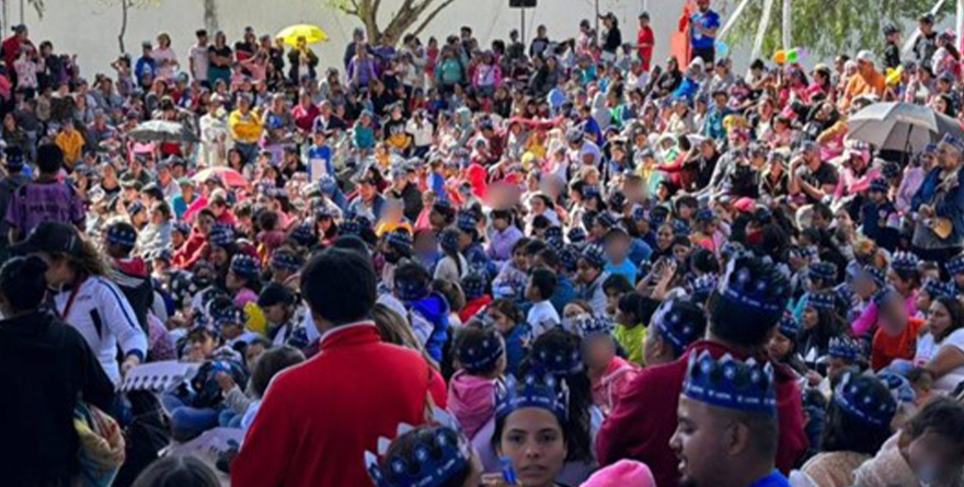 LOS REYES MAGOS RECORRIERON LEÓN