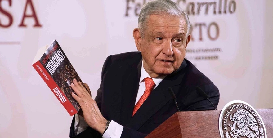 XÓCHITL ES LADINA, CLASISTA Y RACISTA: AMLO