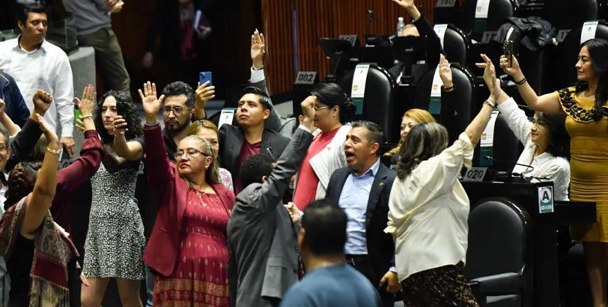 AVALAN DIPUTADOS AMNISTÍA DIRECTA DEL PRESIDENTE