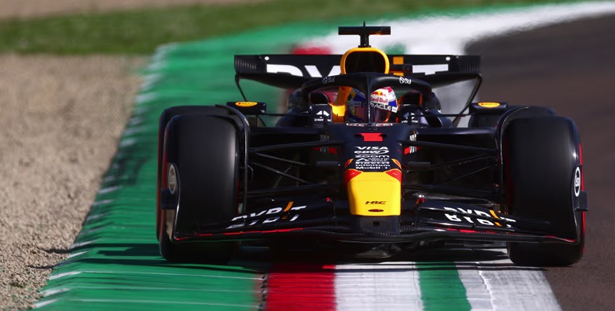 VERSTAPPEN POLE, CHECO EN 11