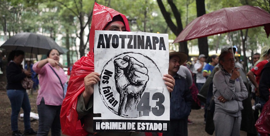 LIBERAN A EX FISCAL DE CASO AYOTZINAPA