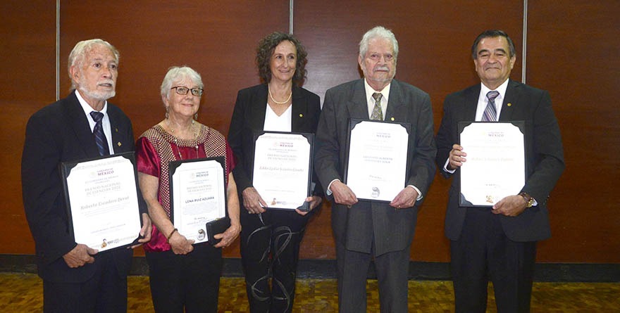 RECIBEN CIENTÍFICOS DE LA UNAM EL PREMIO NACIONAL DE CIENCIAS