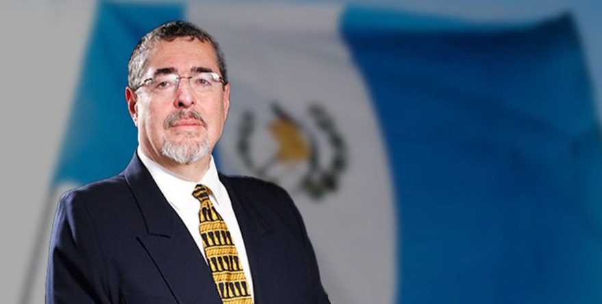 PRESIDENTE DE GUATEMALA CONFIRMA QUE ATIENDEN A CHIAPANECOS