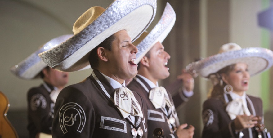 INICIA ENCUENTRO DEL MARIACHI CON GALA ECLÉCTICA