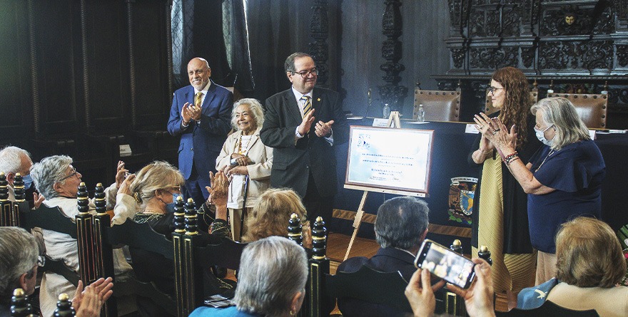 CONMEMORA LA UNAM EL CENTENARIO DE LA FACULTAD DE FILOSOFÍA Y LETRAS