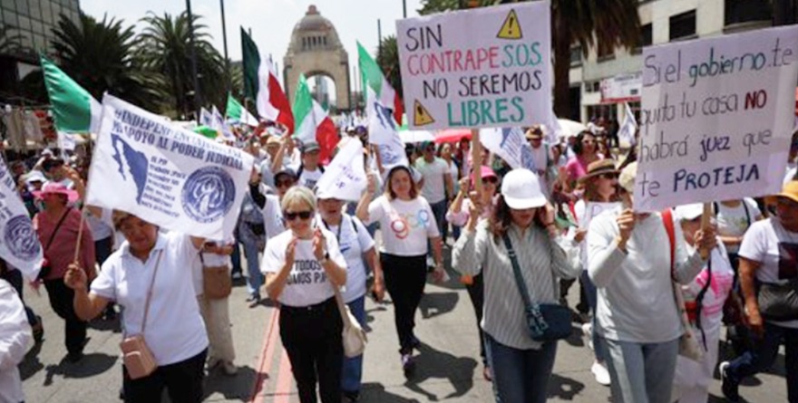 MARCHAN EN DEFENSA DEL PODER JUDICIAL