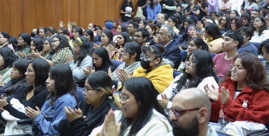 FORMA LA UNAM A PROFESIONALES CON SENTIDO ÉTICO Y HUMANÍSTICO