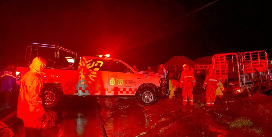 DEJA HURACÁN JOHN 2 MUERTOS Y DESTROZOS EN GUERRERO