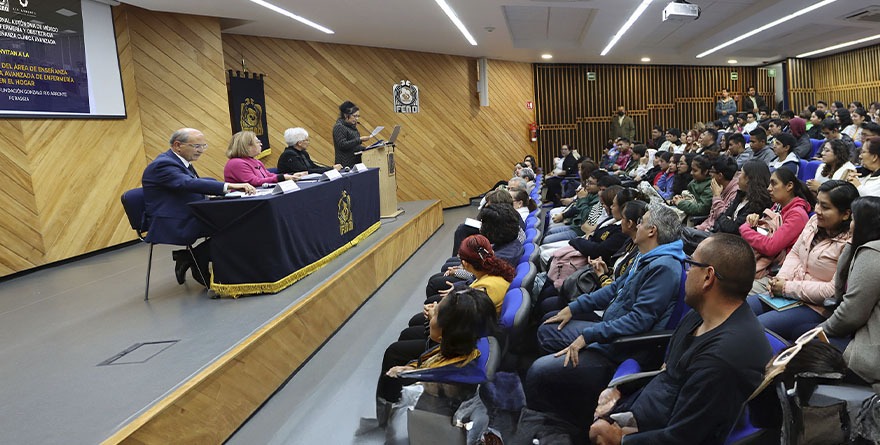 EN LA FENO, SIMULADOR DE ALTA TECNOLOGÍA PARA LA ENSEÑANZA DE CUIDADOS EN EL HOGAR