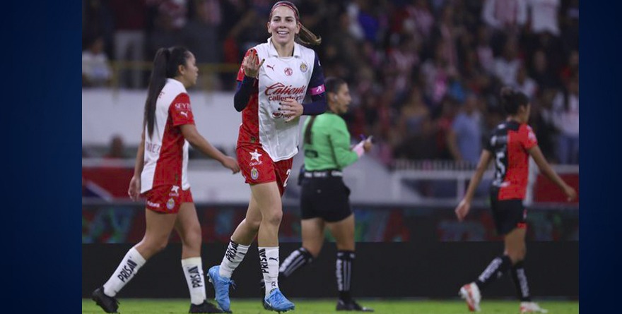 HUMILLA CHIVAS FEMENIL AL ATLAS EN EL CLÁSICO TAPATÍO